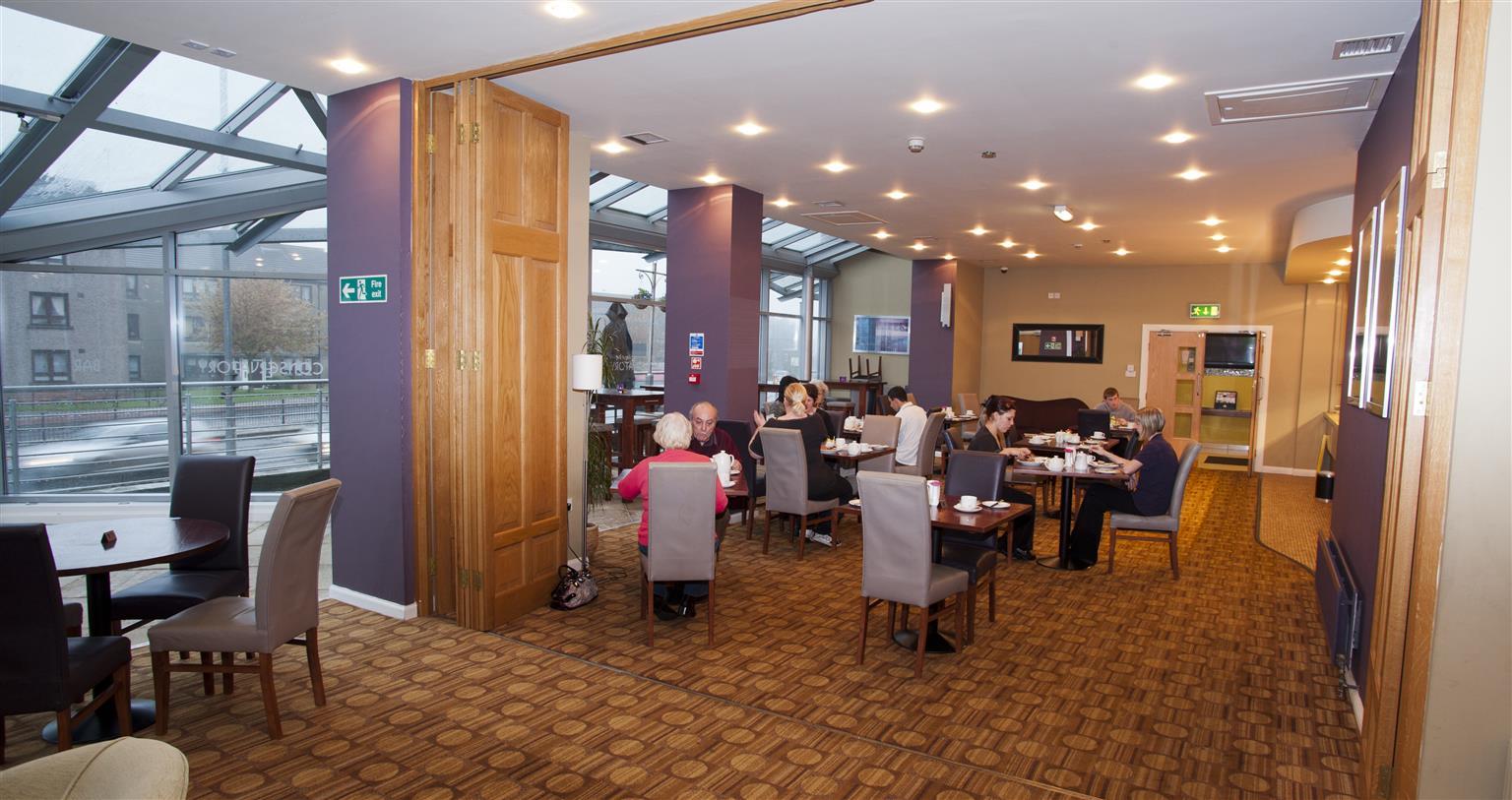 Sure Hotel By Best Western Aberdeen Restaurant photo